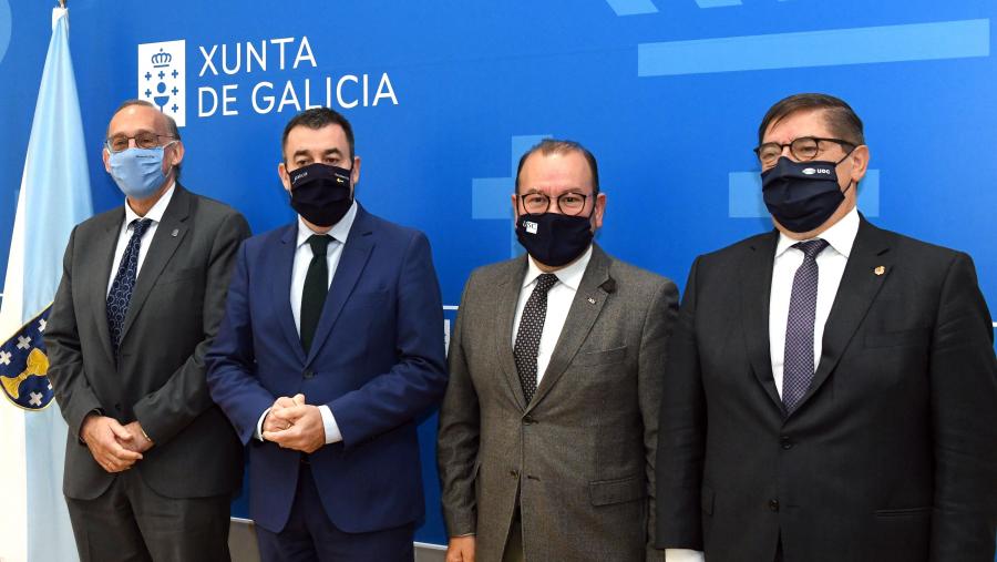 De esquerda a dereita, Manuel Reigosa, Román Rodríguez, Antonio López e Julio Abalde. FOTO: Santi Alvite