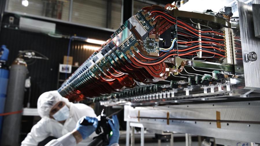 Sensores de píxeles de silicio do VELO. FOTO: CERN A posta en funcionamento de VELO será o vindeiro 5 de xullo. Sensores de píxeles de silicio do VELO. FOTO: CERN