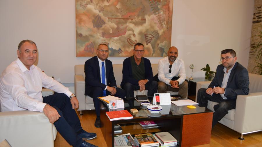 Rahimov, Juraev, Cuesta, Bande e Fraga, no edificio da Vicerreitoría de Lugo Rahimov, Juraev, Cuesta, Bande e Fraga, no edificio da Vicerreitoría de Lugo