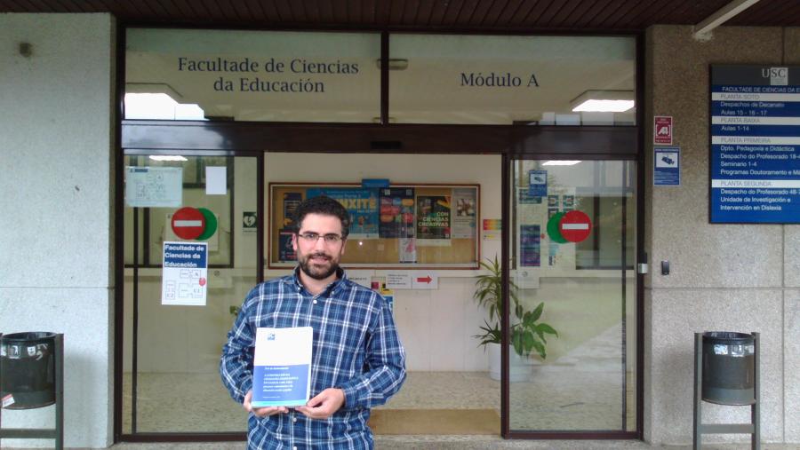 Antonio Rojas Sampedro analizou os procesos comunitarios e de educación social en Galicia Antonio Rojas Sampedro analizou os procesos comunitarios e de educación social en Galicia