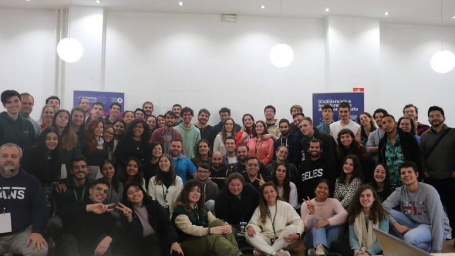 Participantes no Terra Creative Jam celebrado na residencia universitaria Bal y Gay de Lugo Participantes no Terra Creative Jam celebrado na residencia universitaria Bal y Gay de Lugo