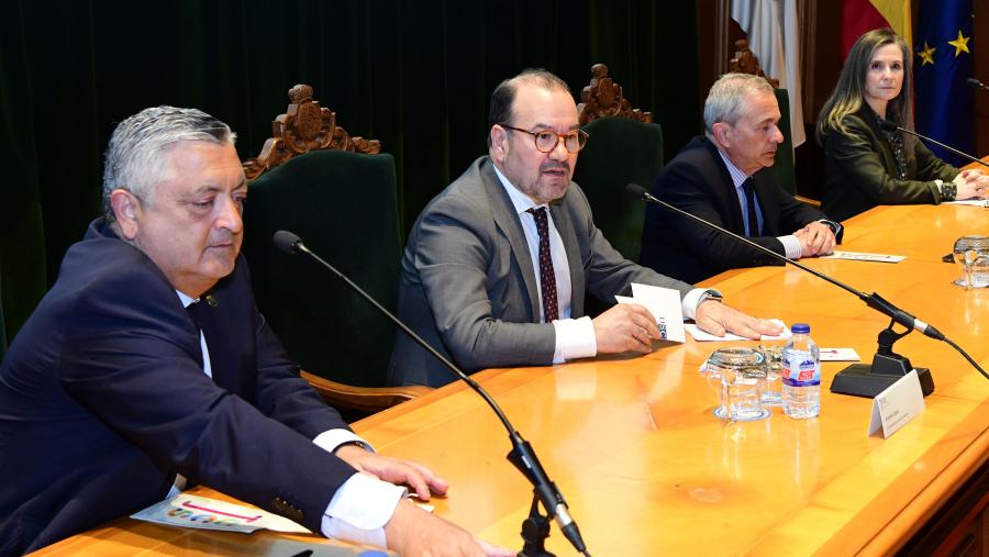De esquerda a dereita, Ernesto Pedrosa, Antonio López, Antonio Abril e Cecilia Sierra. FOTO: Santi Alvite De esquerda a dereita, Ernesto Pedrosa, Antonio López, Antonio Abril e Cecilia Sierra. FOTO: Santi Alvite