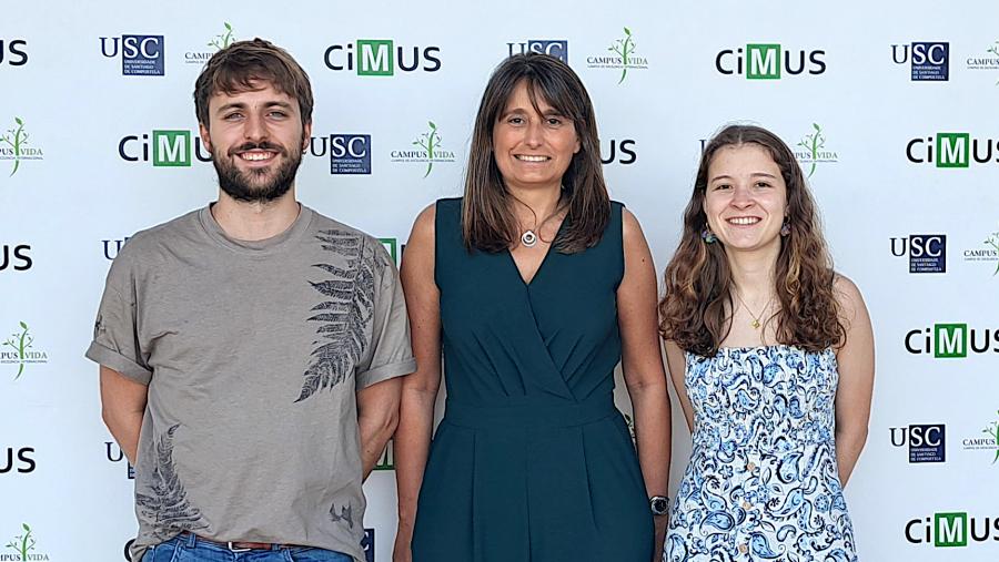 De esquerda a dereita, Jorge Cañas Martín, Marta Varela Rey e Alba Capelo Diz, integrantes do equipo investigador do CiMUS De esquerda a dereita, Jorge Cañas Martín, Marta Varela Rey e Alba Capelo Diz, integrantes do equipo investigador do CiMUS