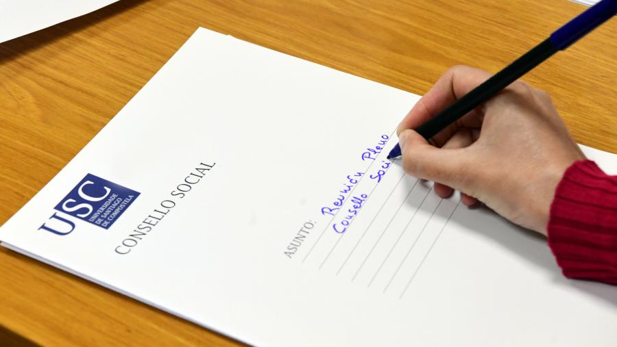 Tras a análise das candidaturas presentadas, os membros do xurado puxeron de manifesto a importancia do labor solidario desenvolvido polas entidades candidatas. FOTO: Santi Alvite Tras a análise das candidaturas presentadas, os membros do xurado puxeron de manifesto a importancia do labor solidario desenvolvido polas entidades candidatas. FOTO: Santi Alvite