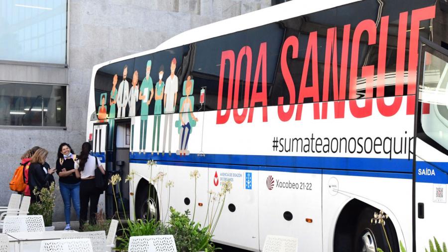 Os autobuses nos que se poden facer as doazóns desprazaranse a distintas facultades ata abril. FOTO: Santi Alvite