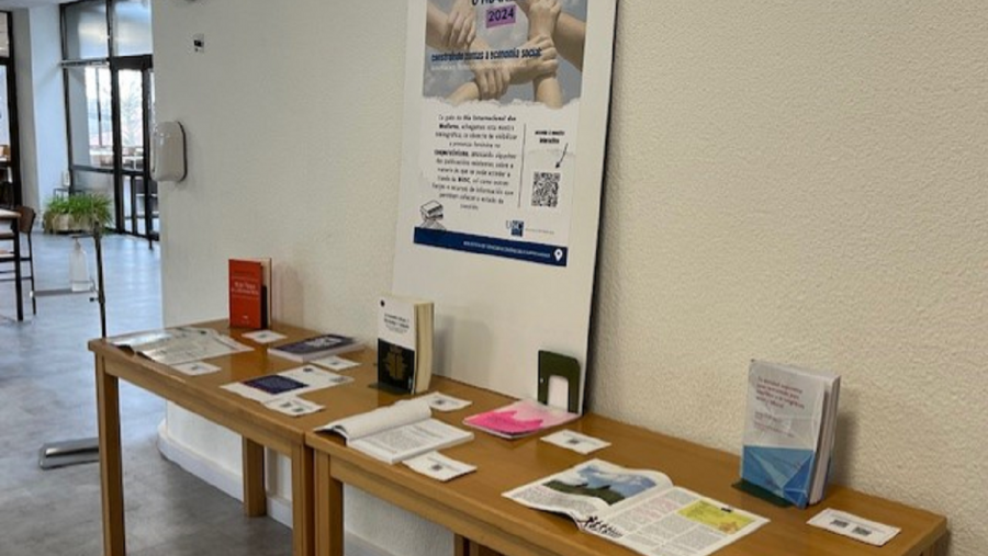 Unha parte da mostra estará exposta ata o 15 de marzo na entrada da biblioteca da Facultade de Ciencias Económicas e Empresariais Unha parte da mostra estará exposta ata o 15 de marzo na entrada da biblioteca da Facultade de Ciencias Económicas e Empresariais