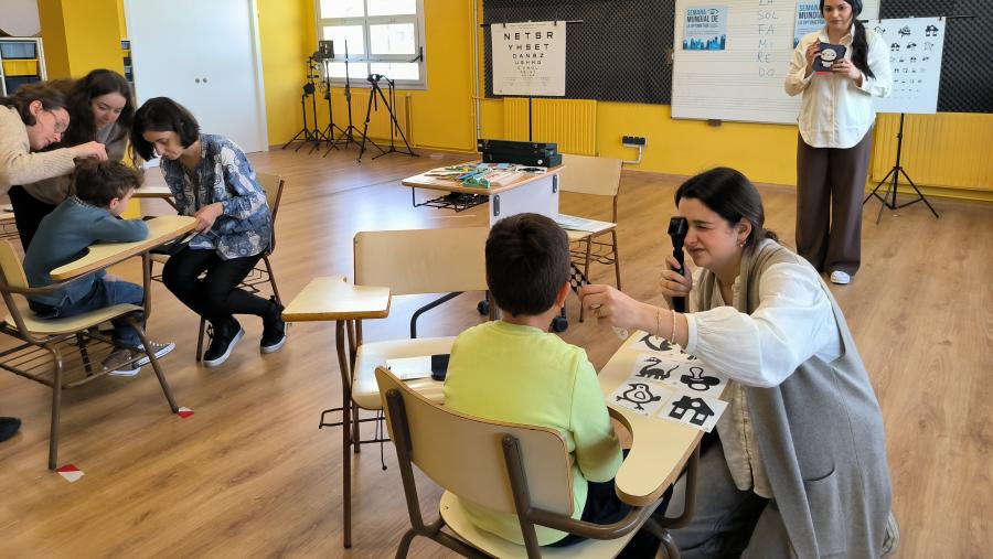 Durante o mes de abril, acometerase a revisión doutros 250 nenos e nenas de entre 7 e 9 años
