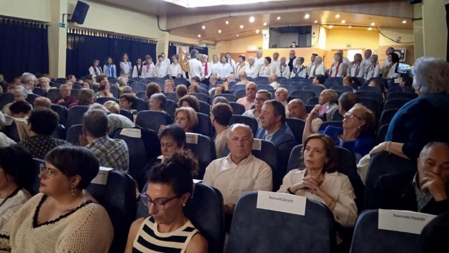 Persoas asistentes ao evento Persoas asistentes ao evento