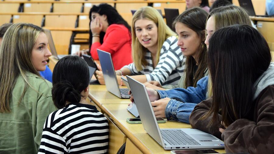 Imaxe de arquivo de estudantado en Dereito. FOTO: Santi Alvite Imaxe de arquivo de estudantado en Dereito. FOTO: Santi Alvite