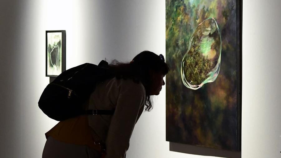 A mostra é froito dunha profunda investigación e un intenso traballo de campo, percorrendo moitas trazas da xeografía galega. FOTO: Santi Alvite A mostra é froito dunha profunda investigación e un intenso traballo de campo, percorrendo moitas trazas da xeografía galega. FOTO: Santi Alvite