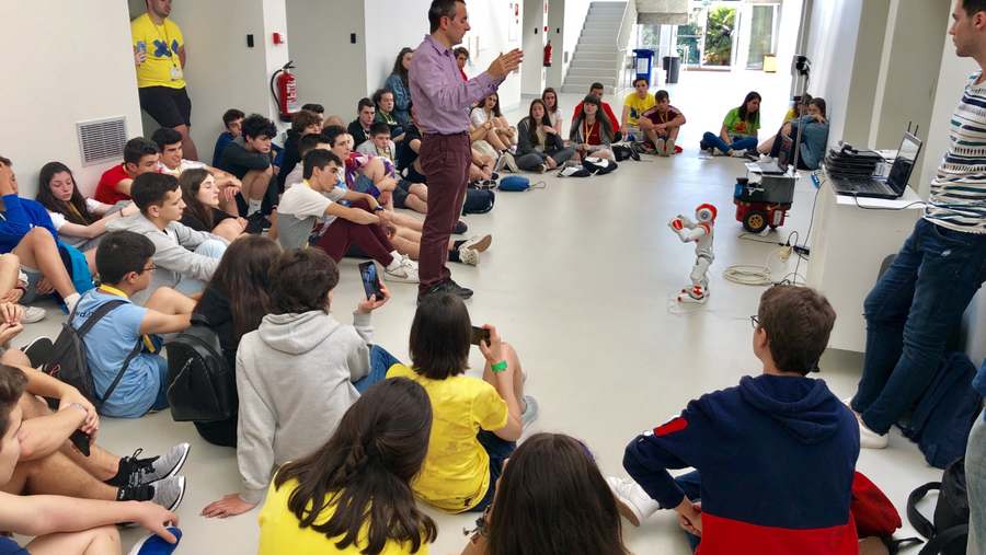 Estudantado nunha das edicións de XuvenCiencia Estudantado nunha das edicións de XuvenCiencia