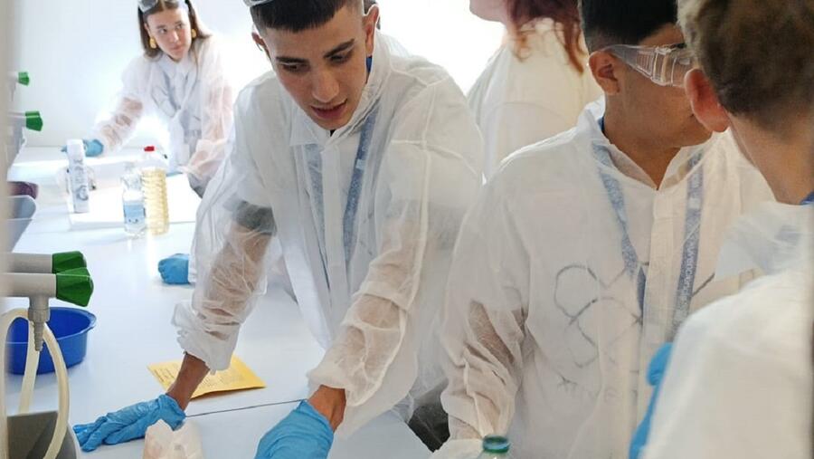 Este programa que combina ciencia e actividade lúdica desenvólvese no Campus de Lugo. Foto: Xuvenciencia Este programa que combina ciencia e actividade lúdica desenvólvese no Campus de Lugo. Foto: Xuvenciencia