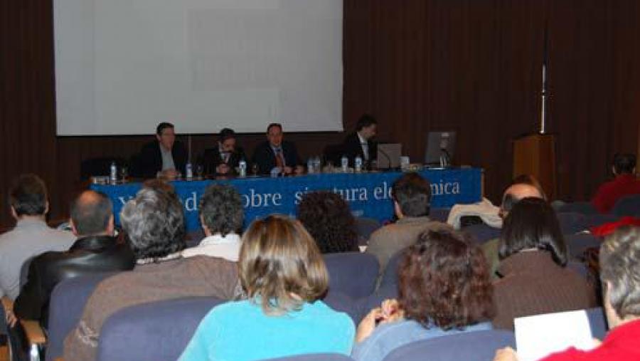 A xornada foi inaugurada polo vicerreitor de Coordinación e o director da Escola de Formación do Profesorado