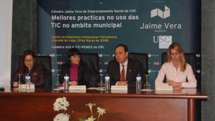 De esquerda a dereita, Elena Vázquez Cendón, Nura Lera, Carlos Herrero e Ángeles López Cabarcos