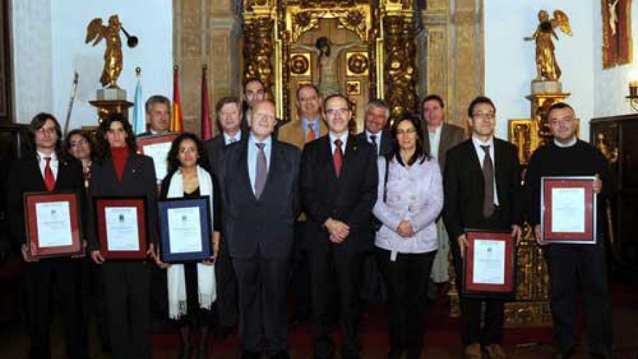 O reitor, Senén Barro e o presidente de AENOR, Manuel López Cachero, cos vicerreitores de Comunidade Universitaria e Compromiso Social e  Calidade e Planificación, Xosé Manuel Mayán e  Dolores...
