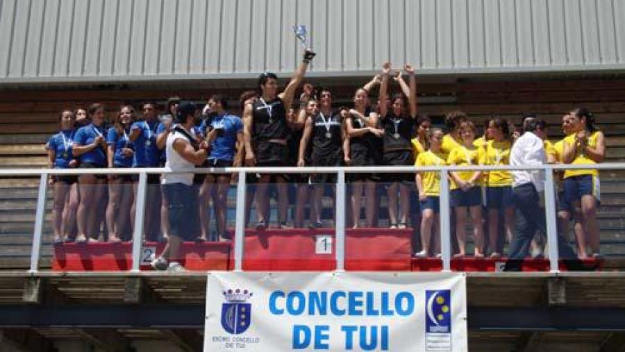 A USC, terceira no I Trofeo Interuniversitario Eurorrexional de remo