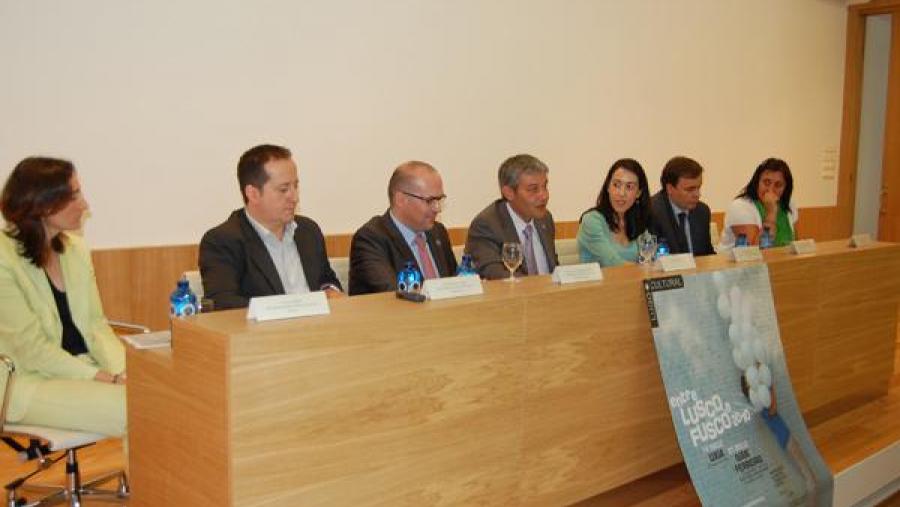 Uxía Senlle e Iván Ferreiro actuarán en Lugo dentro da cuarta edición do ciclo ‘Entre Lusco e Fusco’