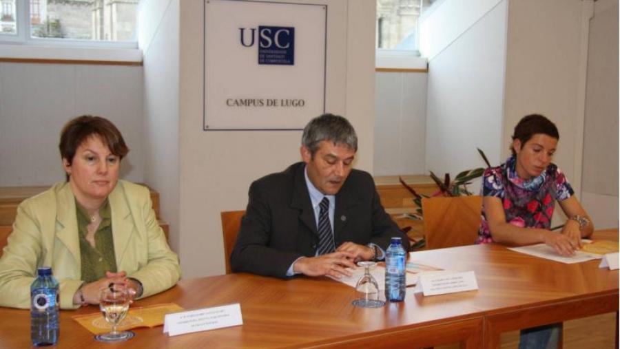 De esquerda a dereita Maribel González Rey, Pedro G. Herradón e Gloria Cruz