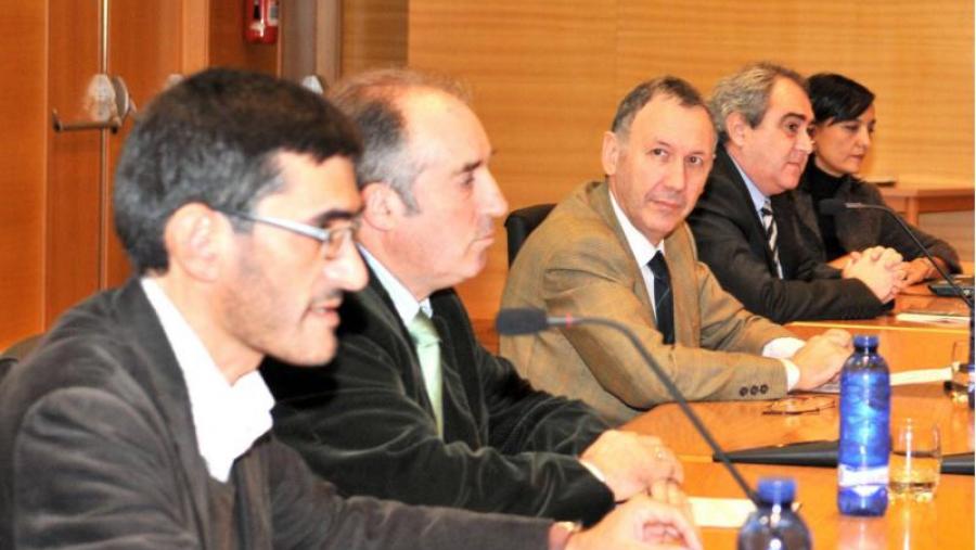 De esquerda a dereita, Jorge Sacido, Luis Iglesias, Francisco González, Ernesto González e Laura Lojo
