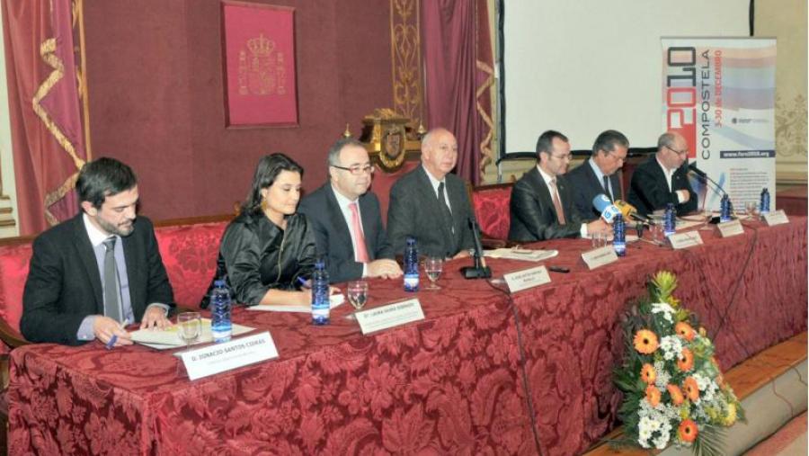 De esquerda á dereita: Ignacio Santos, Laura Seara, José Sanchez Bugallo, Juan Casares, Jesús Vázquez, Federico Mayor Zaragoza e Manuel Dios