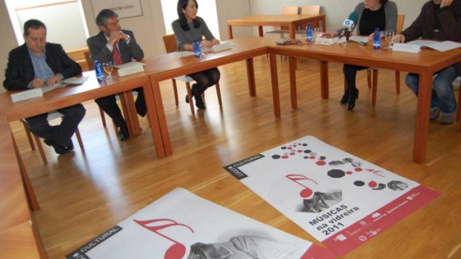 De esquerda a dereita, Antonio Veiga, Pedro García Herradón, Nuria Mundiña, Paloma Lugilde e Fernando Gómez Jácome.