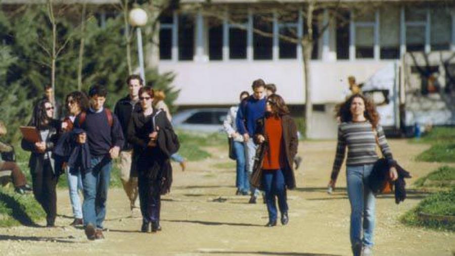 Convocadas as axudas para a escolarización de menores de tres anos destinadas á comunidade universitaria luguesa