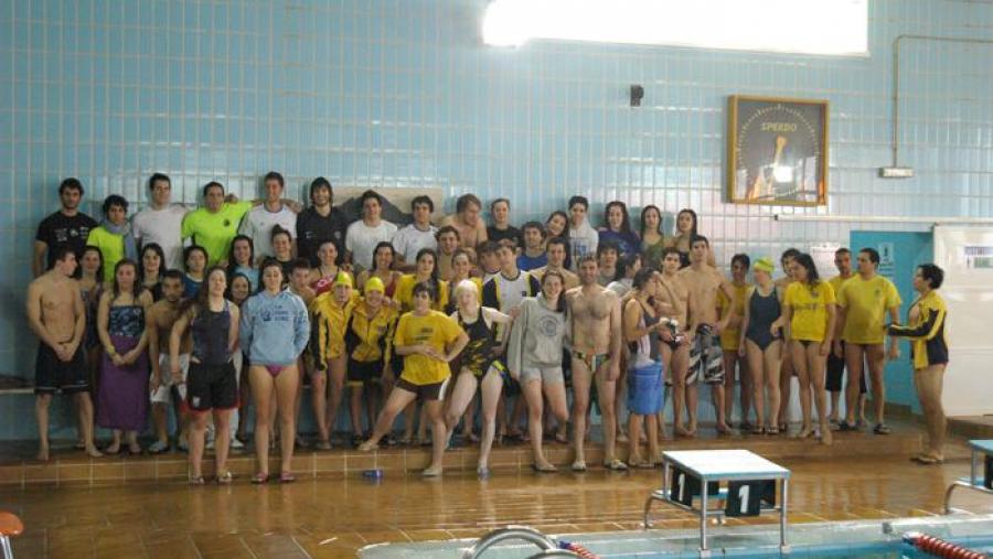 A USC proclámase subcampioa no Galego Universitario de Natación
