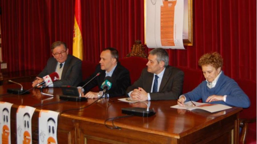 De esquerda a dereita, José C. Rodríguez Andina, Antón Bao, Pedro García Herradón e Inmaculada Cárdenas, durante a presentación da IV edición do programa 'Sons Creativos'