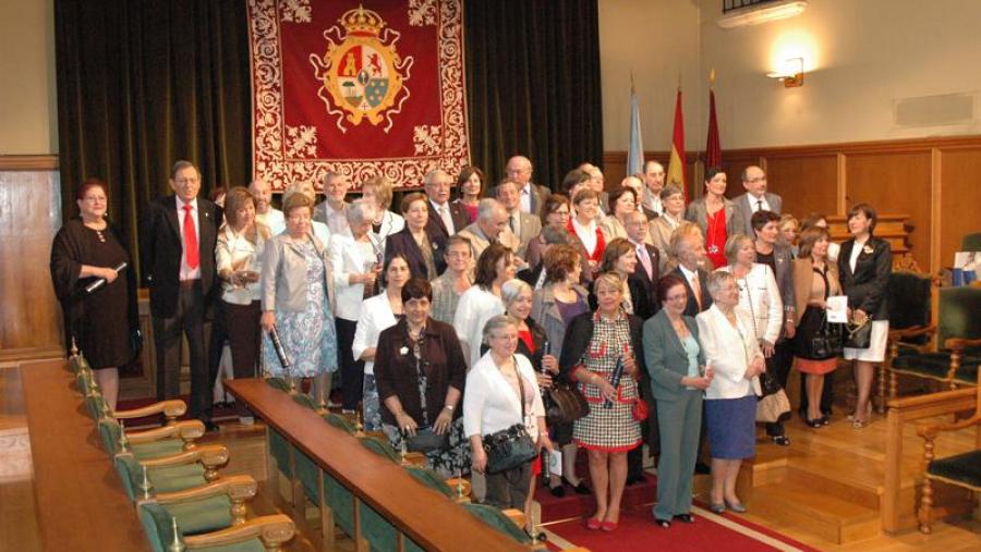 Foto de grupo das novas promocións do IV Ciclo