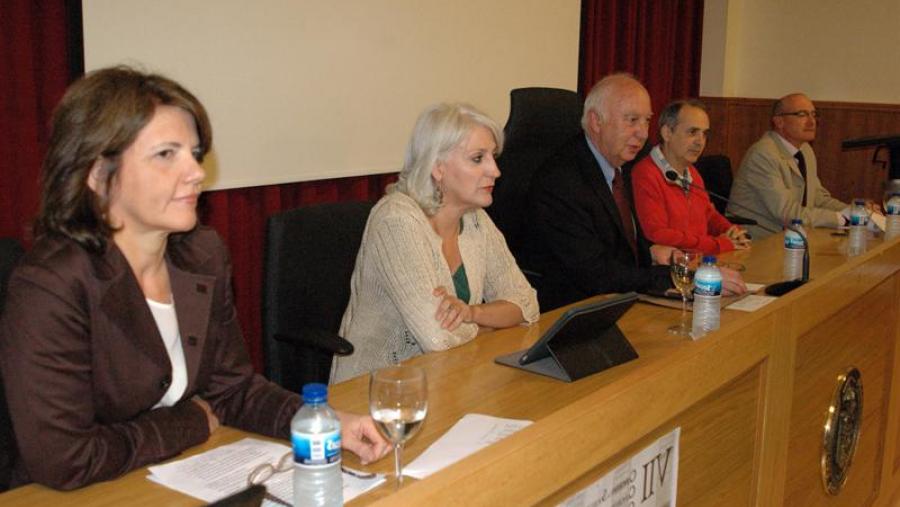 O reitor Juan Casares, no centro da imaxe, presidiu a inauguración do Congreso en Filosofía. Foto: Alfonso. Servimav USC