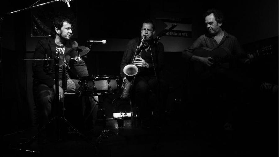 Kind of Cai Trío actúan o luns 12 ás 20.00 horas na Casa do Saber, dentro do XXII Festival de Jazz de Lugo