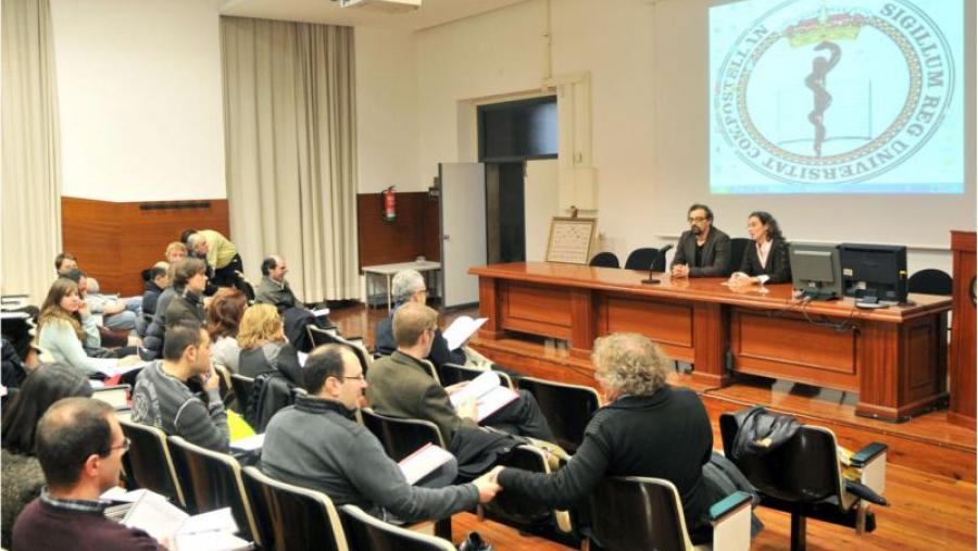 O congreso está a ter lugar na Facultade de Medicina (Foto: Santi Alvite)