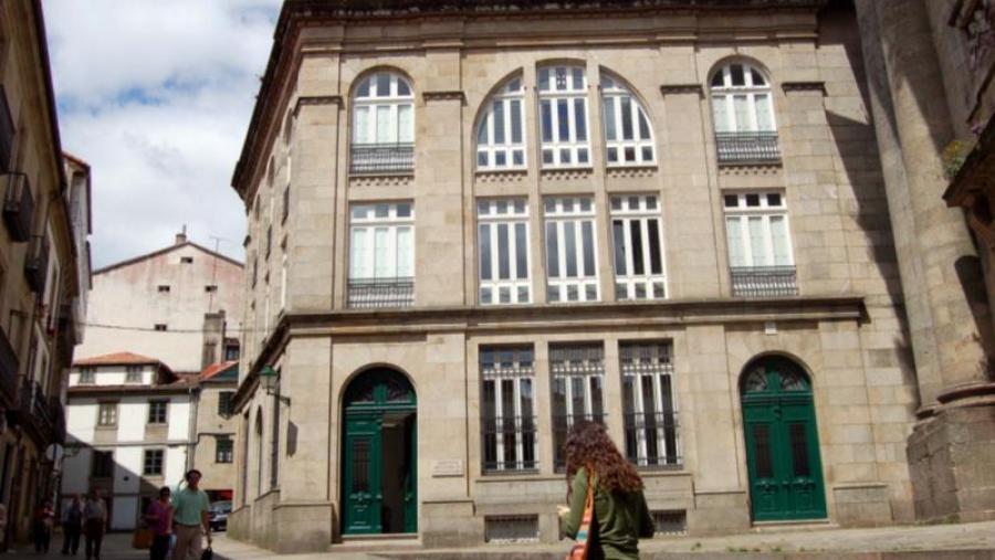 O Arquivo Histórico sitúase en pleno centro histórico da cidade