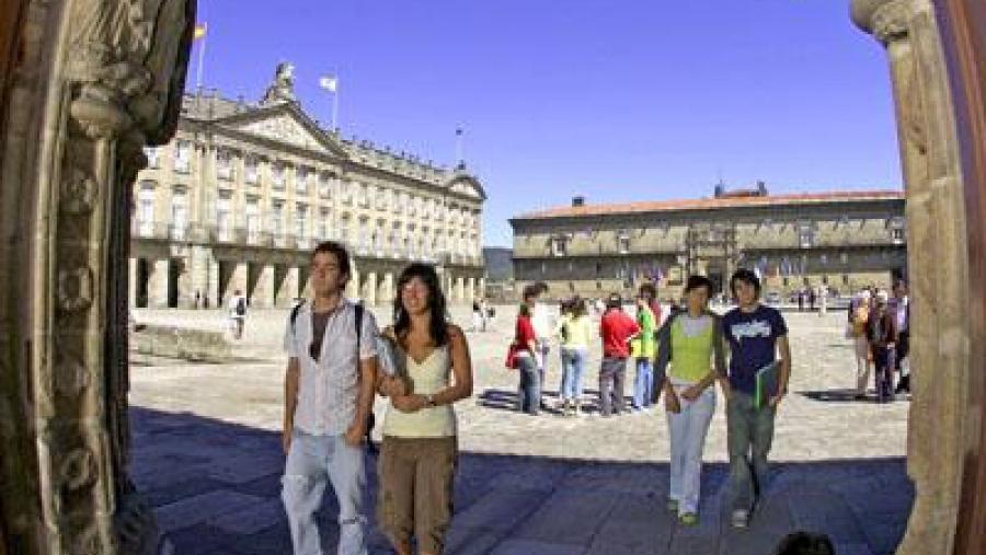 O Centro de Linguas Modernas da USC, examinador oficial en Galicia de catro idiomas