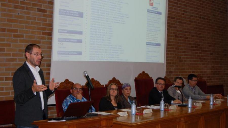Fernández, Taboada, Silva, Basadre, Bueno, Salgado e Outeiro, na sesión de benvida a estudantes internacionais
