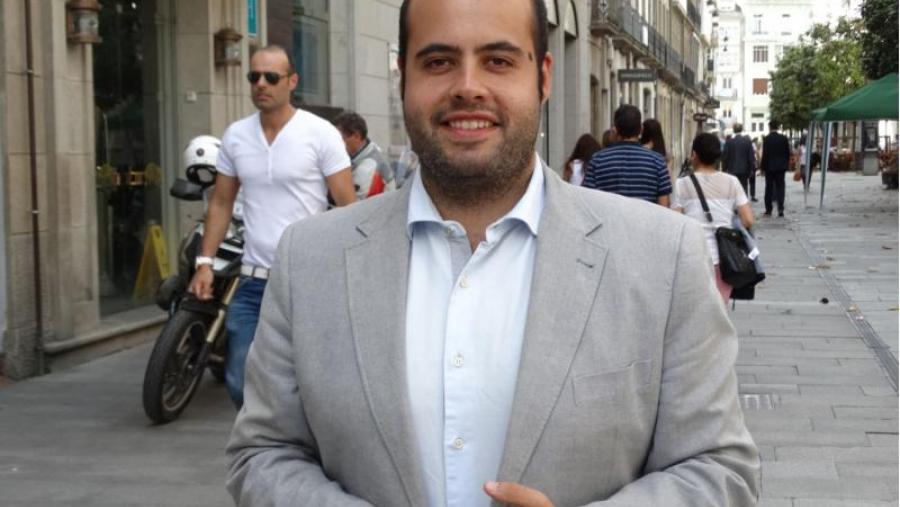 O autor do traballo é Pablo Vázquez Sande