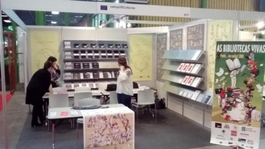Stand de campUSCulturae na Feira Internacional do Libro Infantil de Bologna