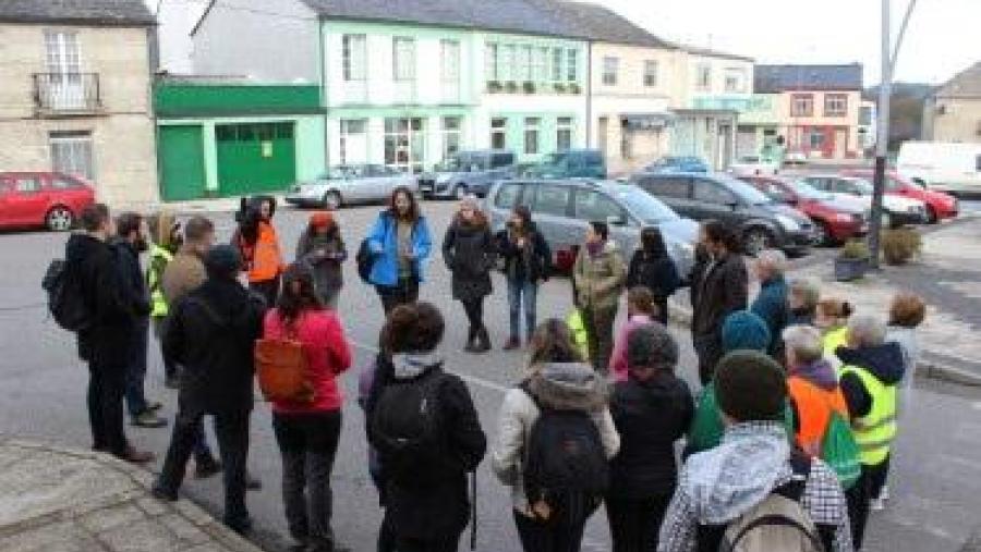 Participantes na xuntanza de traballo celebrada en Friol