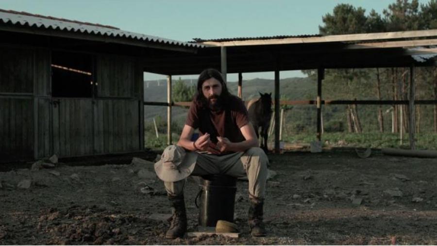 Fotograma do filme 'En todas as mans'