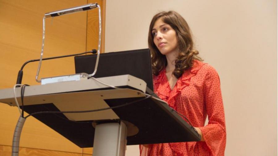 Carolina Alfonsín Outeda defendendo a súa tese (Foto: Iria Lema)