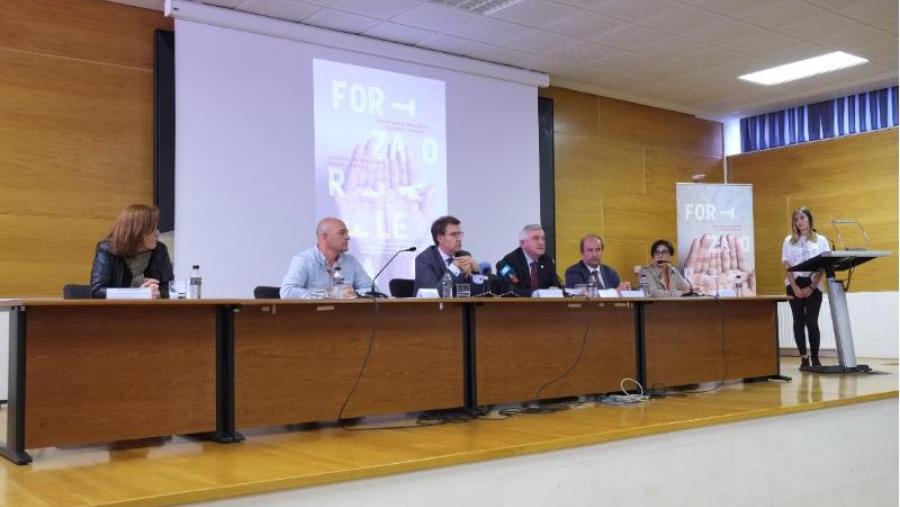 No acto inaugural participaron o reitor Juan Viaño e o presidente da Xunta Alberto Núñez Feijóo. Foto: Servimav-USC