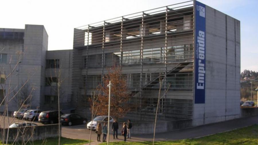 Exterior do edificio Emprendia, sede do Acelerador de Transferencia