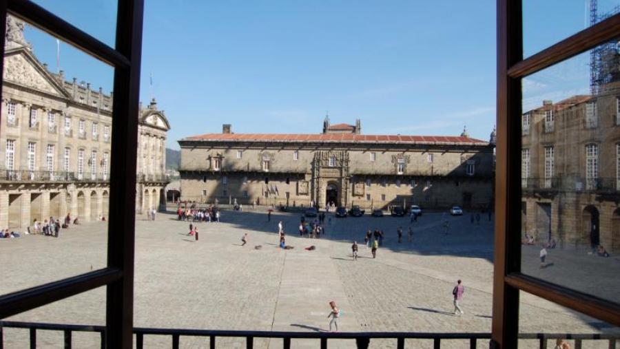 Imaxe de arquivo da Praza do Obradoiro dende o Colexio de San Xerome. Foto: ND