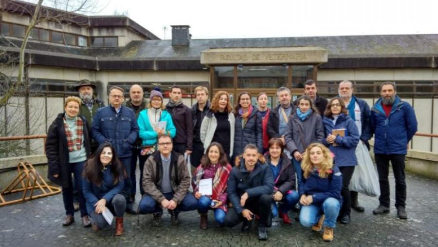 Docentes e investigadores da USC participantes no curso sobre produción de carne de vacún de calidade en Galicia
