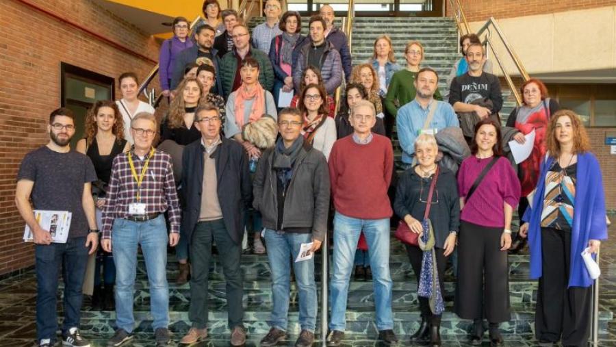 Organizadores e participantes na V Xornadas XuvenCiencia para Profesorado