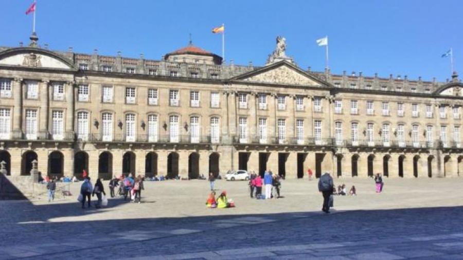 Os candidatos e candidata á alcaldía de Santiago participarán o 14 de maio nun debate organizado por Ciencias Políticas