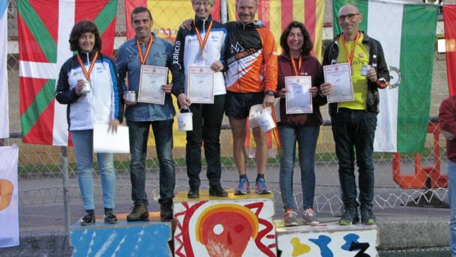 En modalidade Sprint, Rosa Mª Pernas alcanzou o ouro e Margarita Balboa a prata