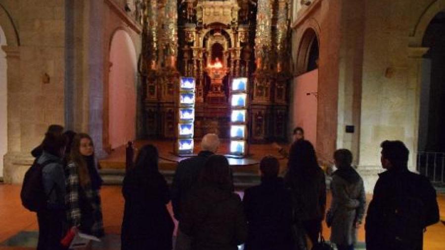 Visita guiada á exposición ‘Máis alá do Estereotipo’ da man da autora Mery Pais